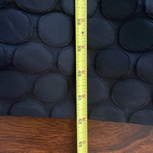 Beautiful black party dress in size 6 - Picture 8 of 9